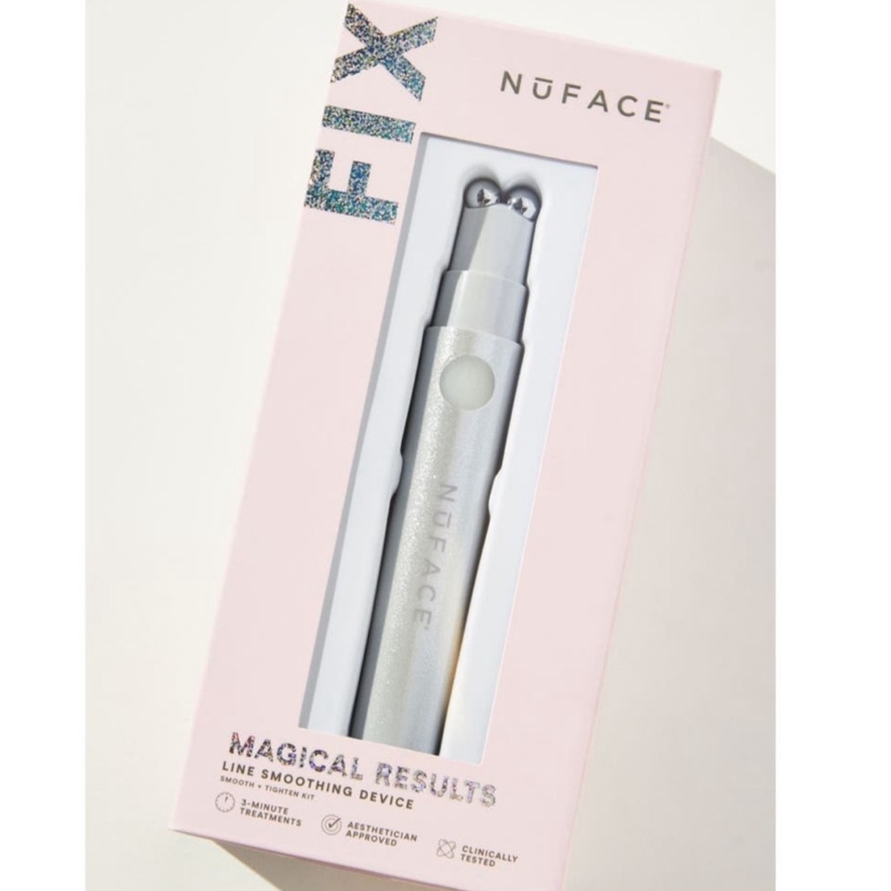 NIB NuFace FIX Line Smoothing Device in Silver